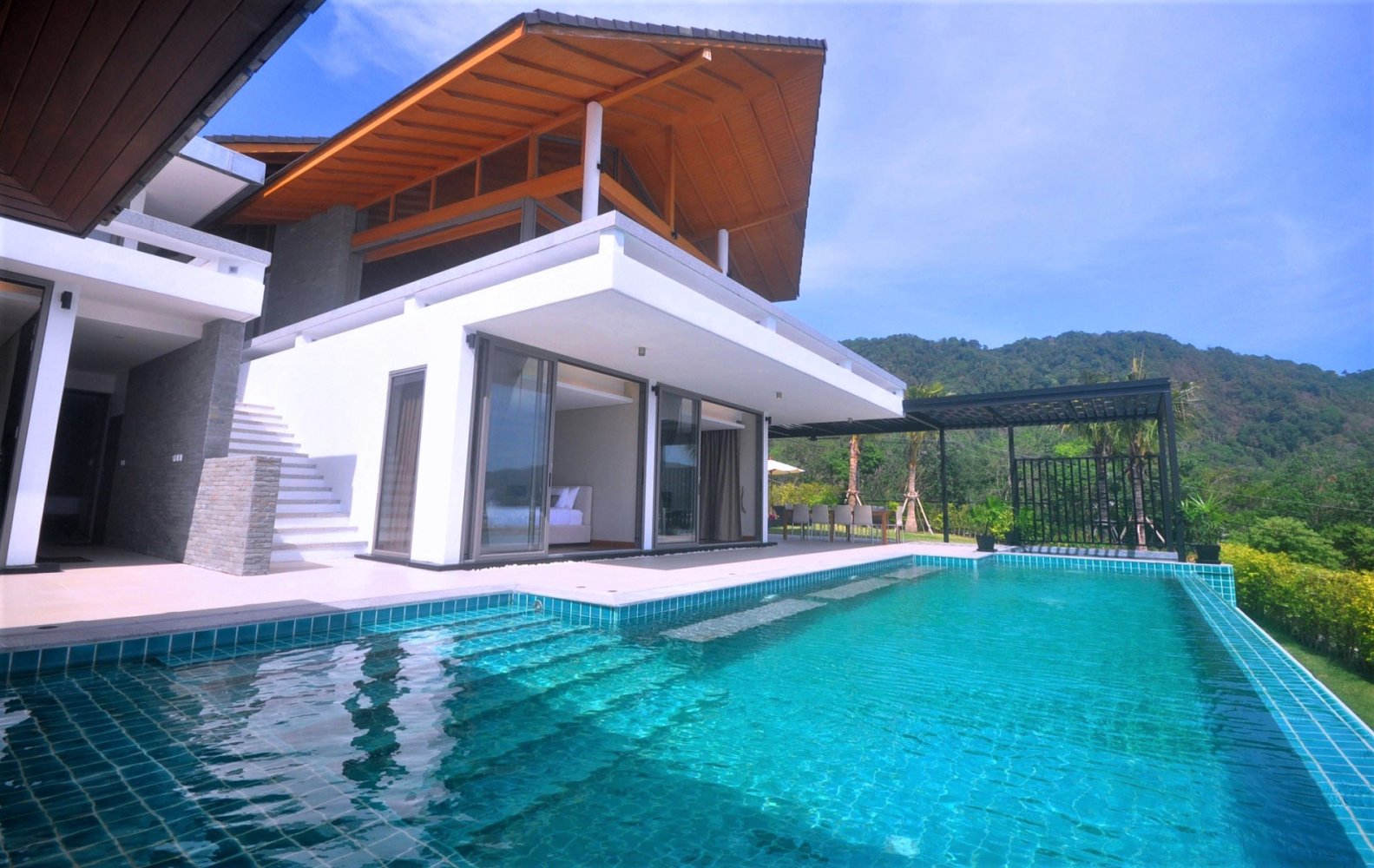 Property image - full photo 19