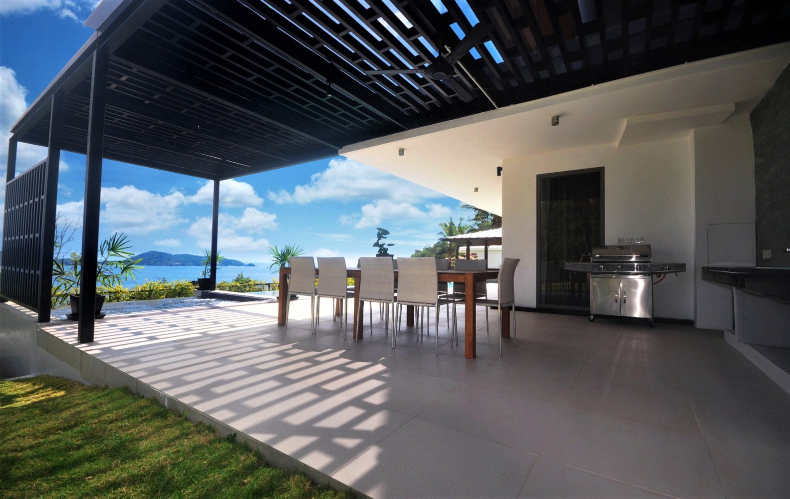 Property image - full photo 16