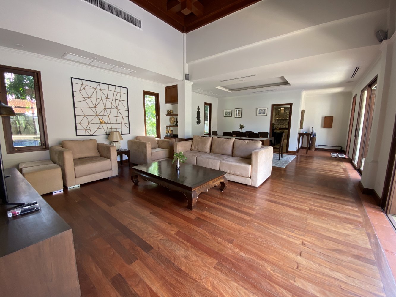 Property image - full photo 20