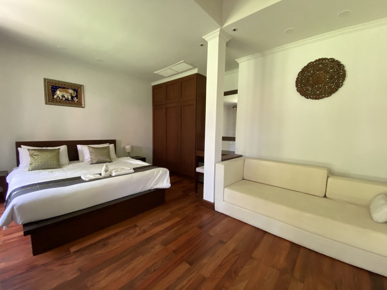 Property image - full photo 30
