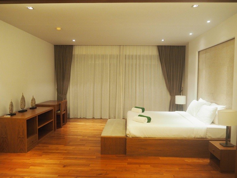 Property image - full photo 8