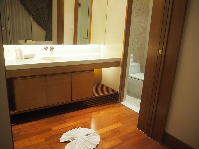 Property image - full photo 34