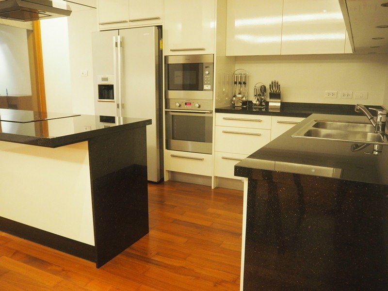Property image - full photo 29