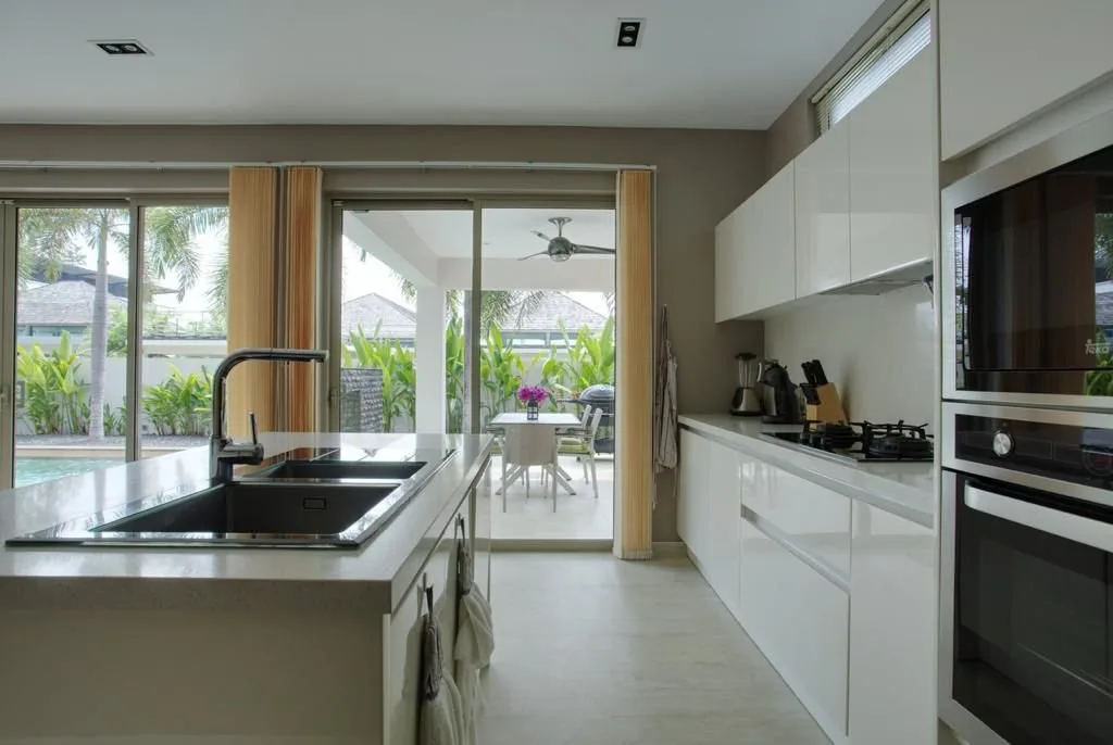 Property image - full photo 7