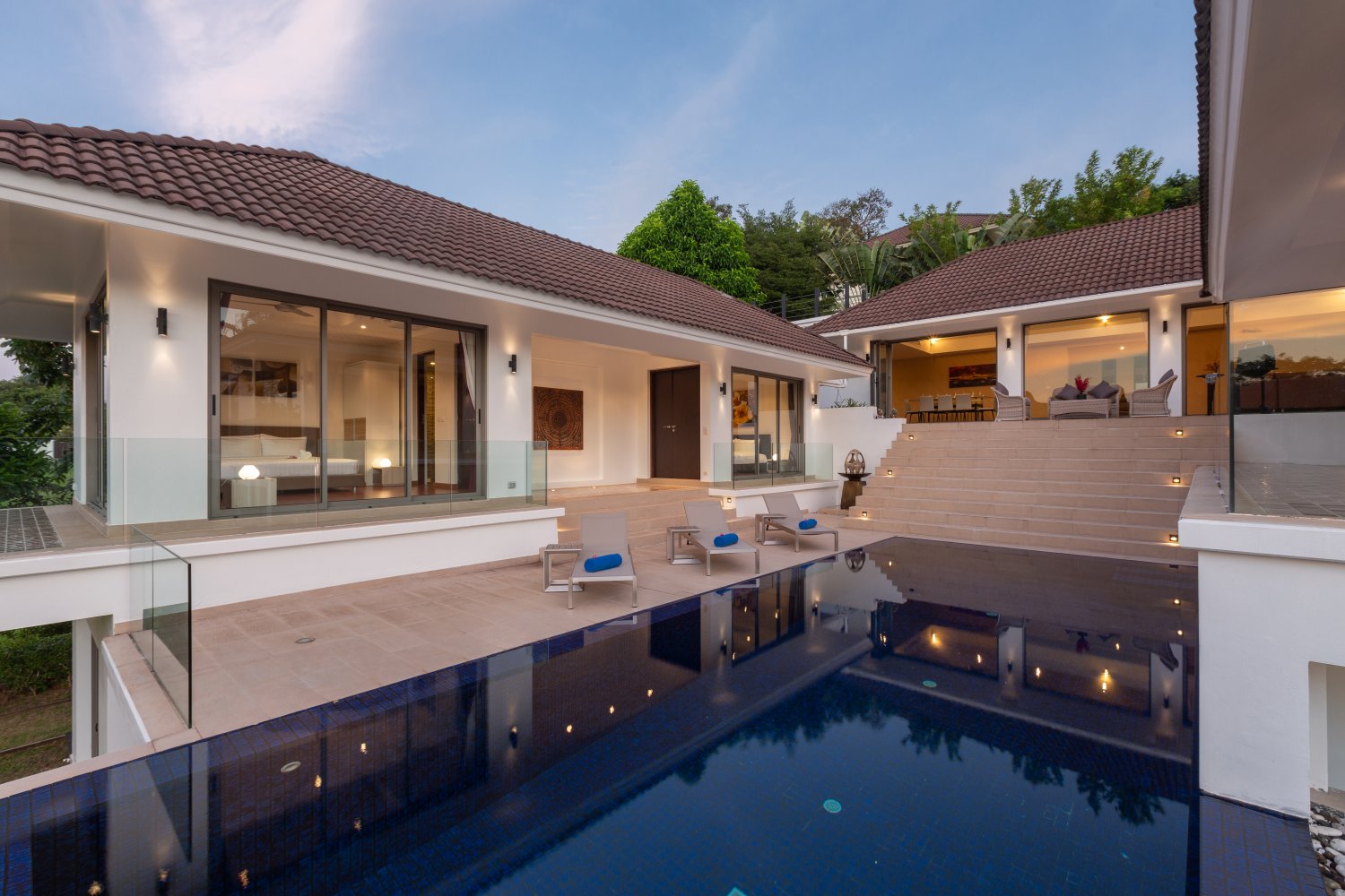 Property image - full photo 6