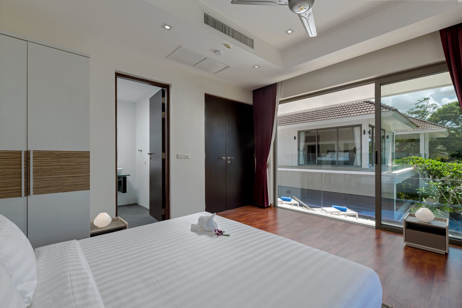 Property image - full photo 26