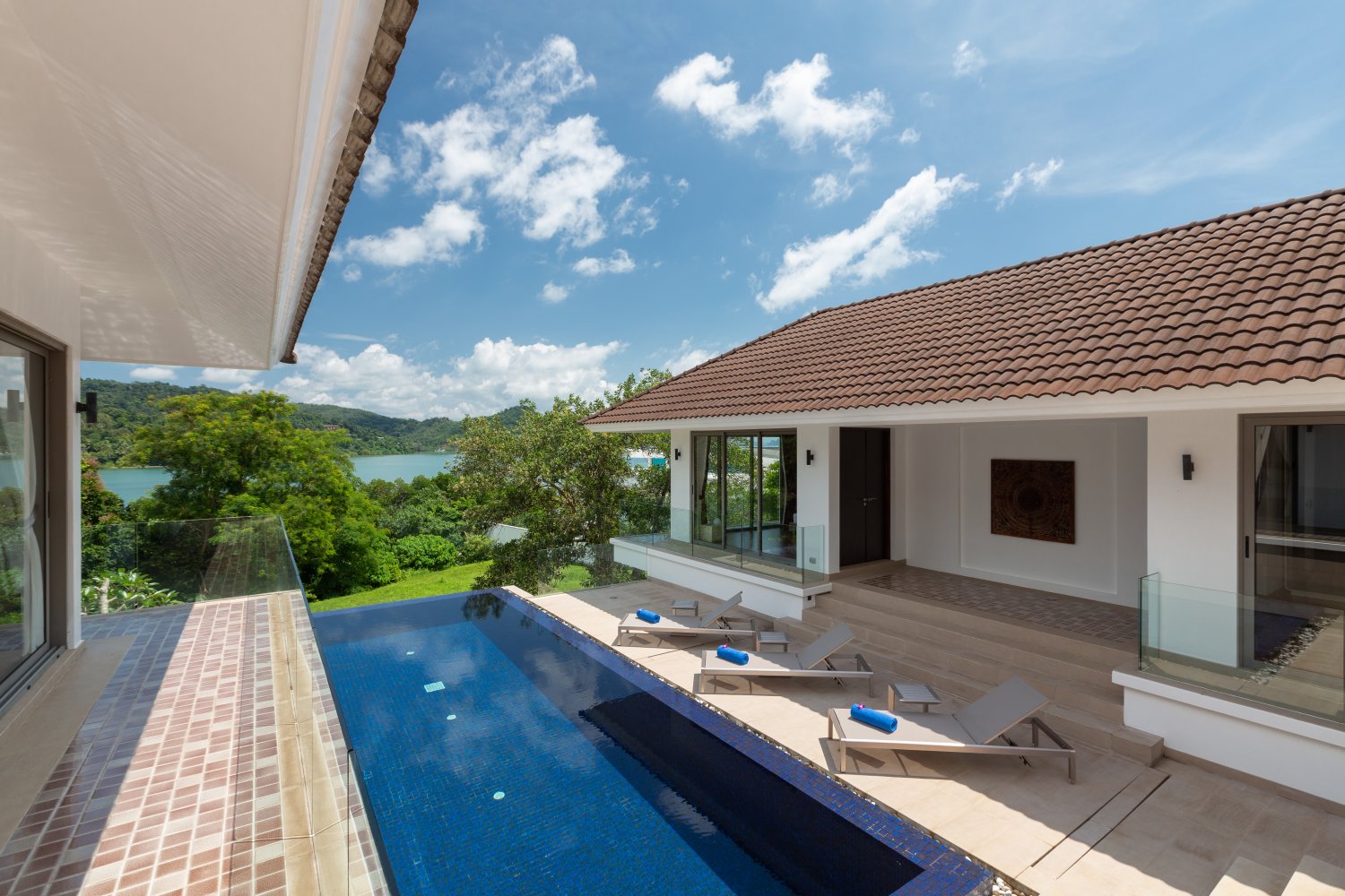 Property image - full photo 31