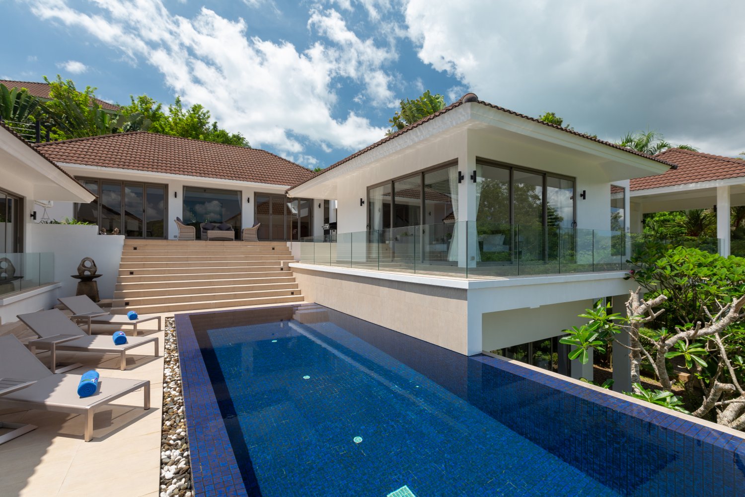Property image - full photo 40