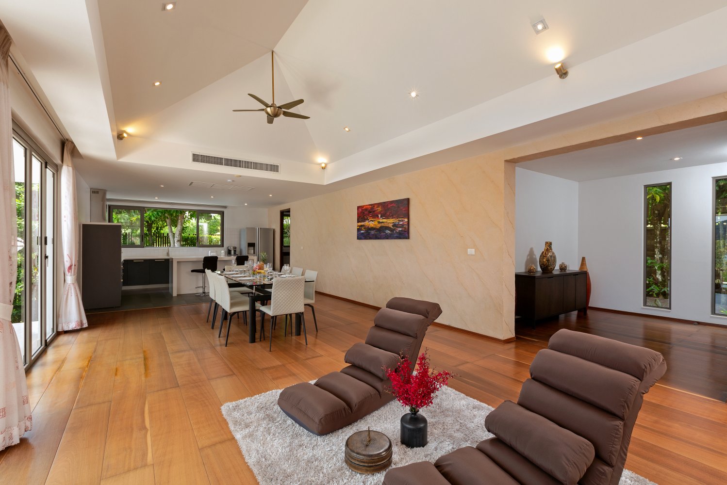 Property image - full photo 49