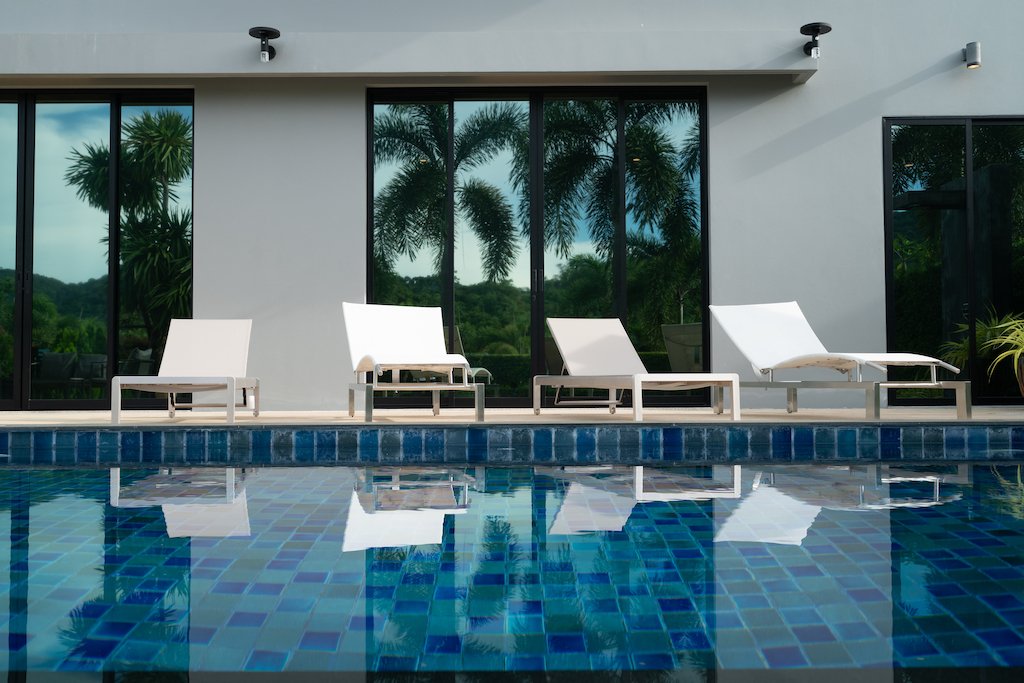 Property image - full photo 6