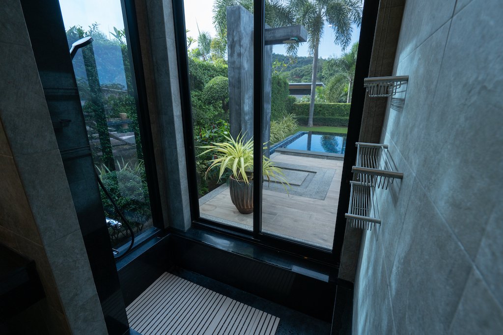 Property image - full photo 44