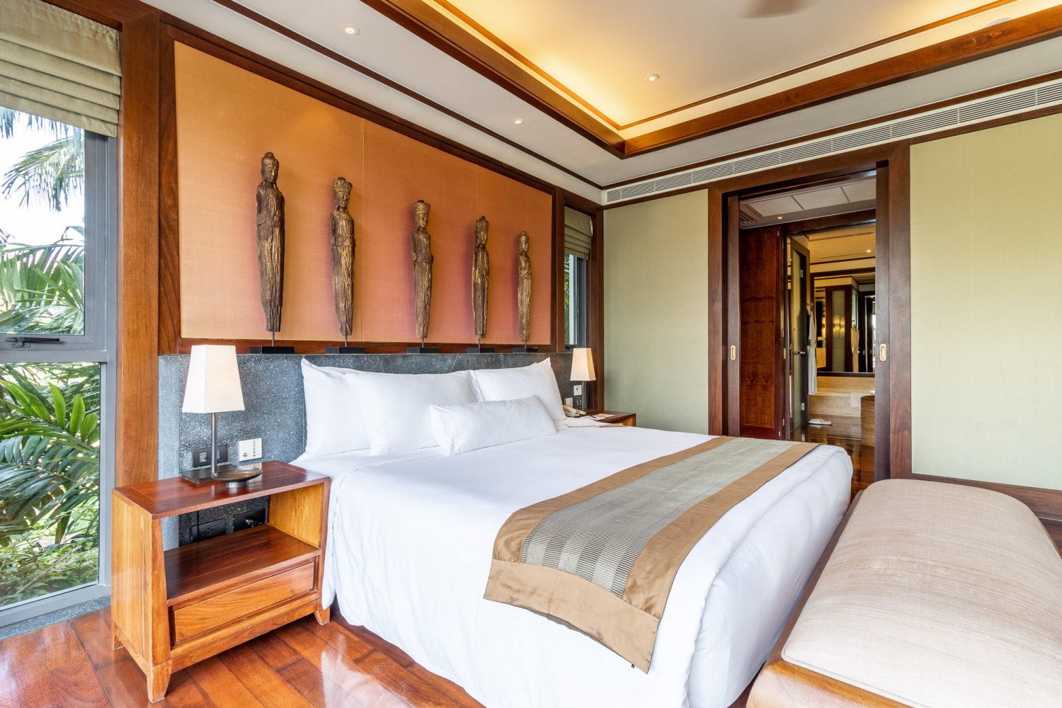 Property image - full photo 12