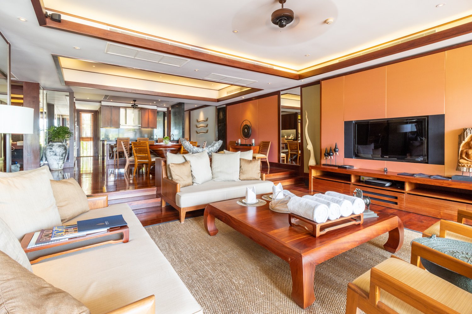 Property image - full photo 11