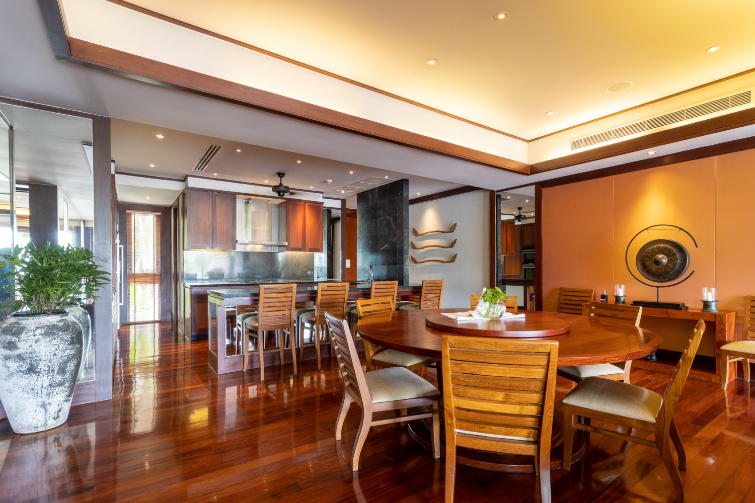 Property image - full photo 10