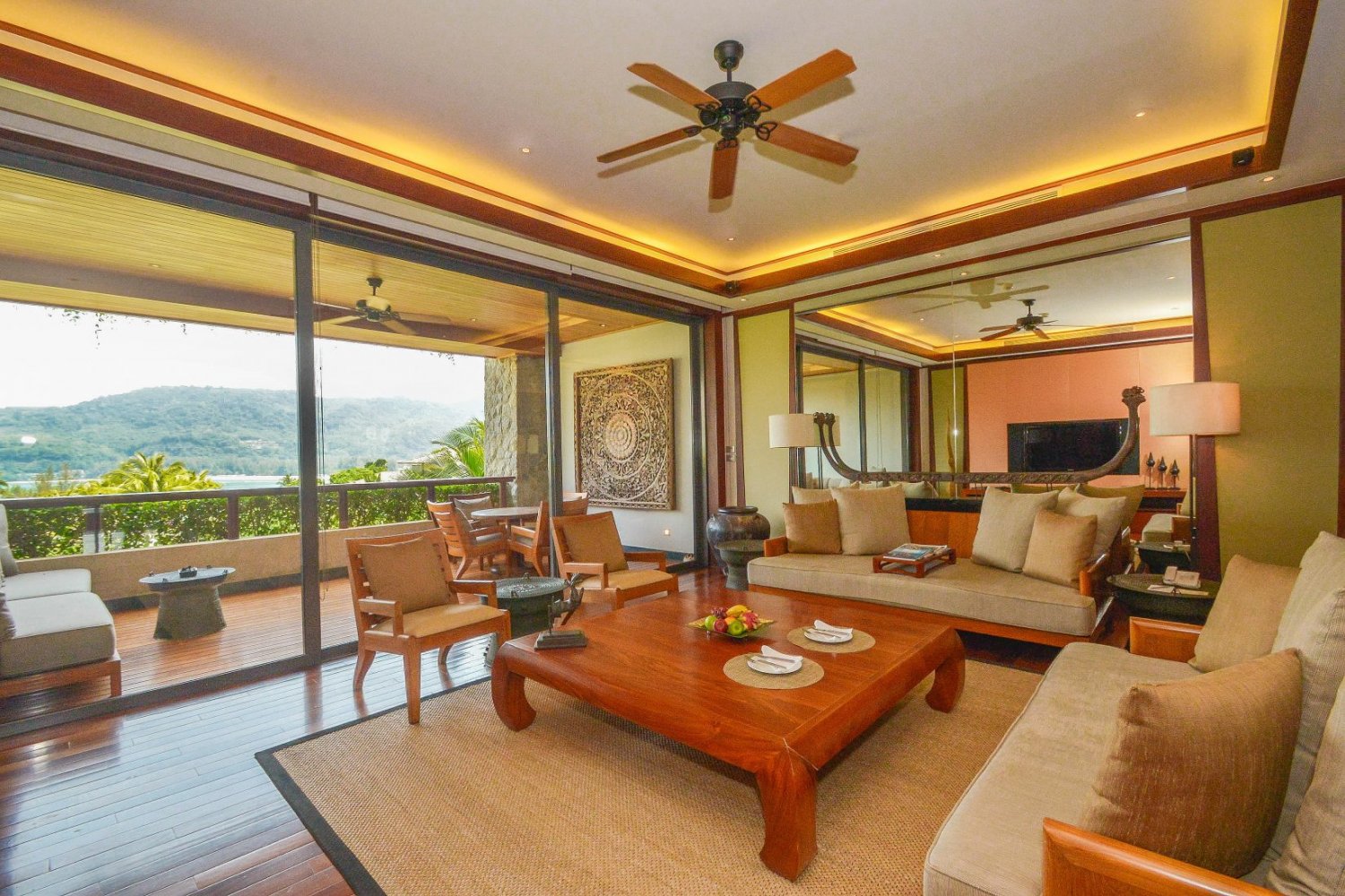 Property image - full photo 4