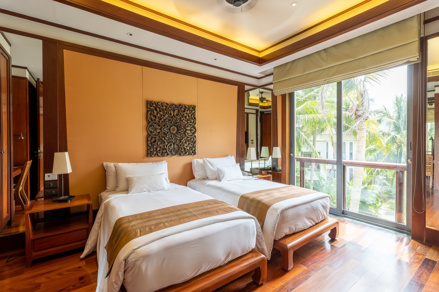 Property image - full photo 4