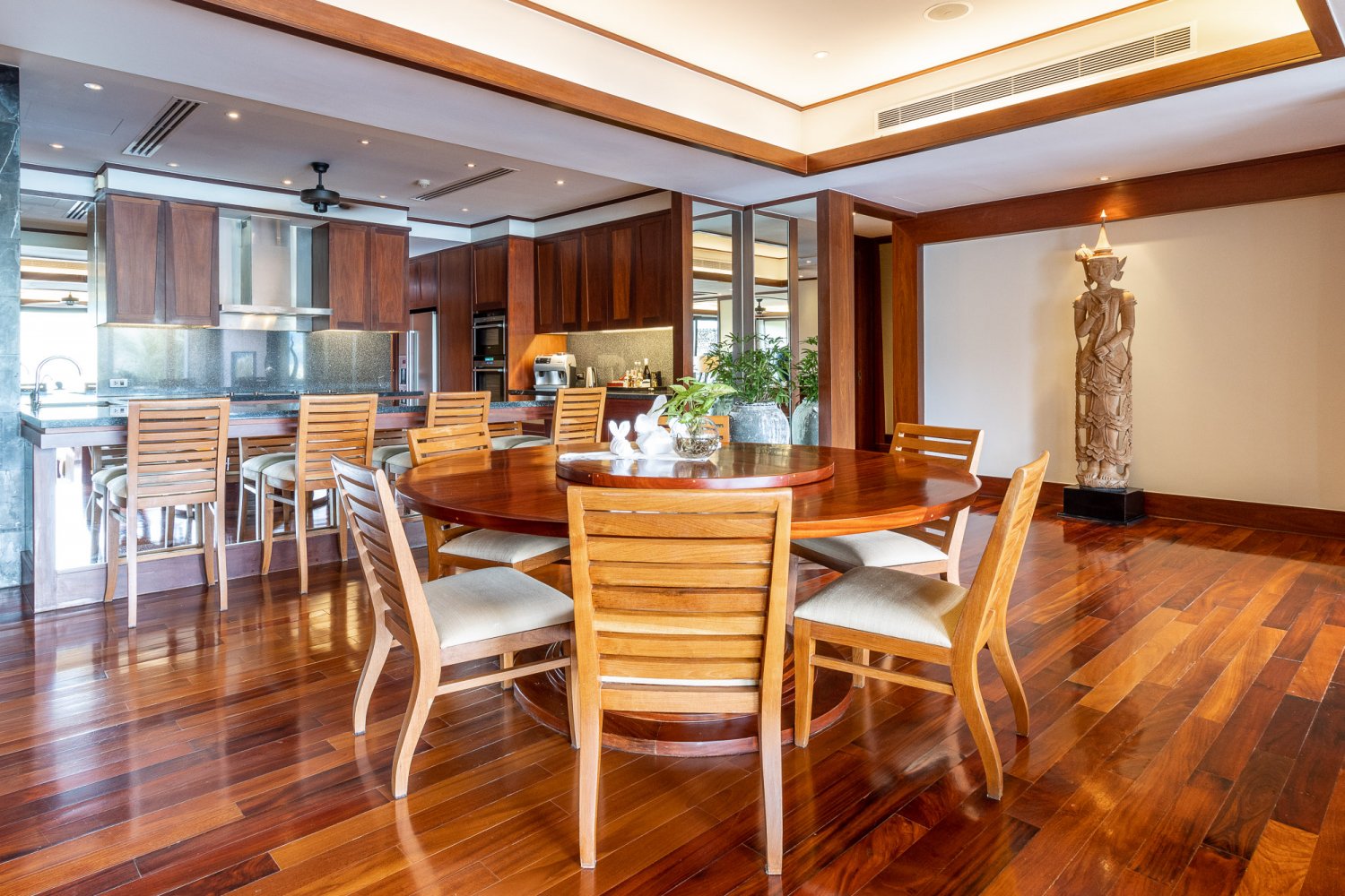 Property image - full photo 25