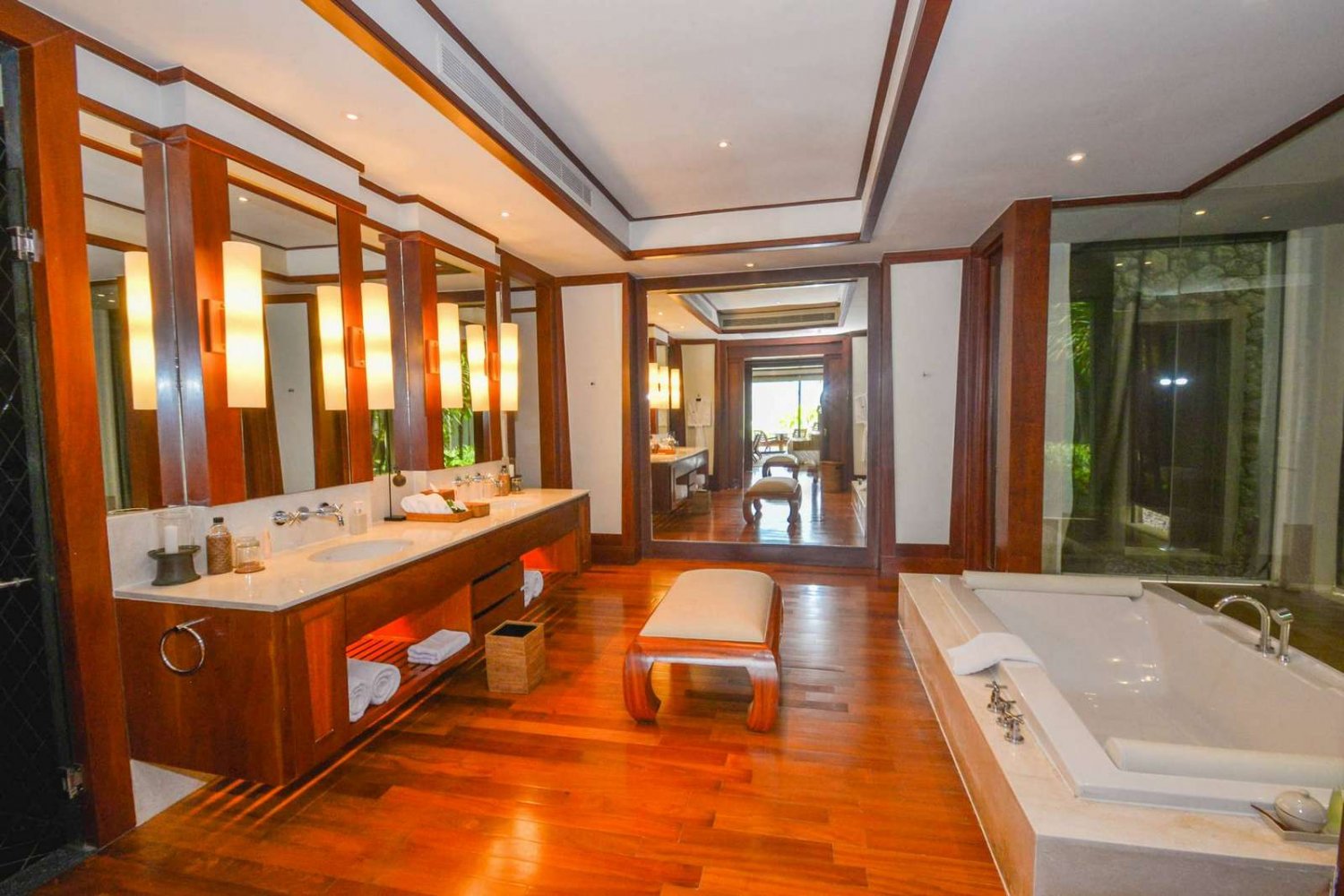 Property image - full photo 14