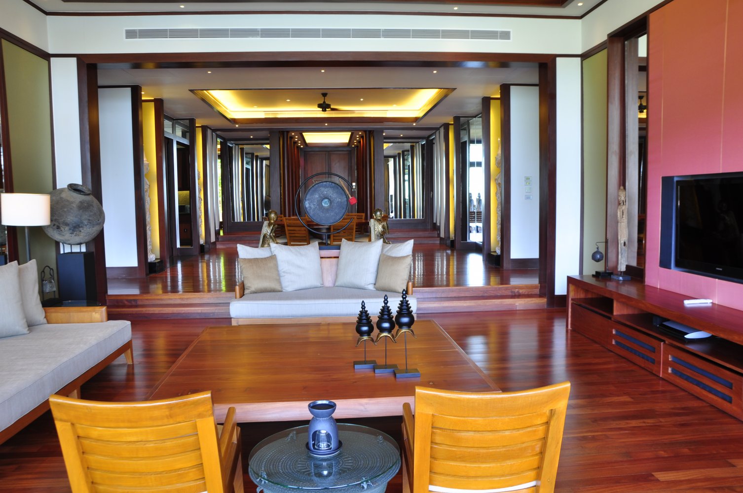 Property image - full photo 4
