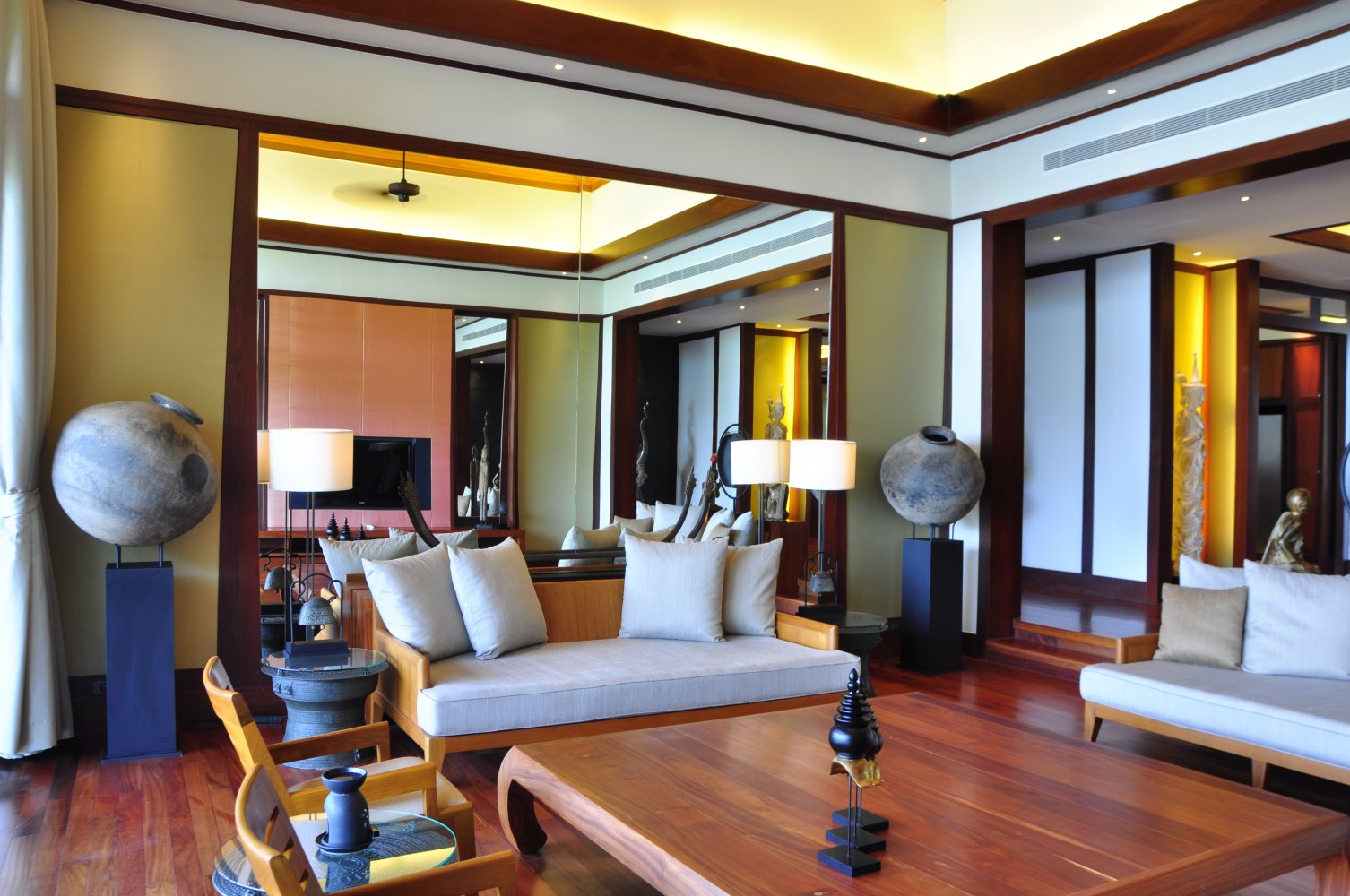 Property image - full photo 5