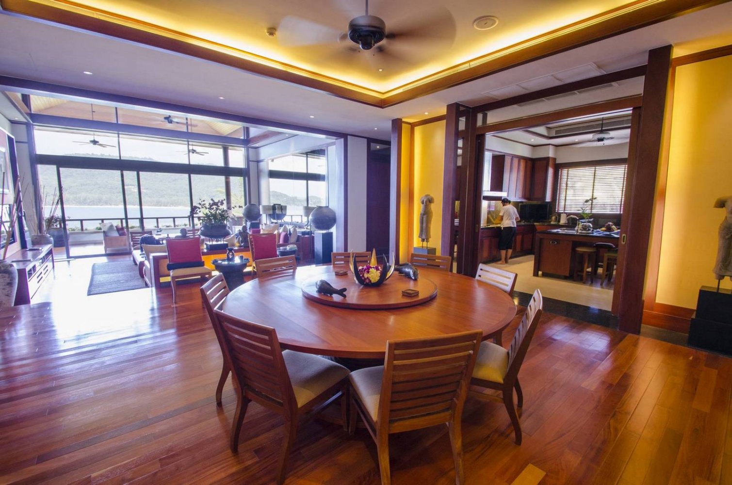 Property image - full photo 8
