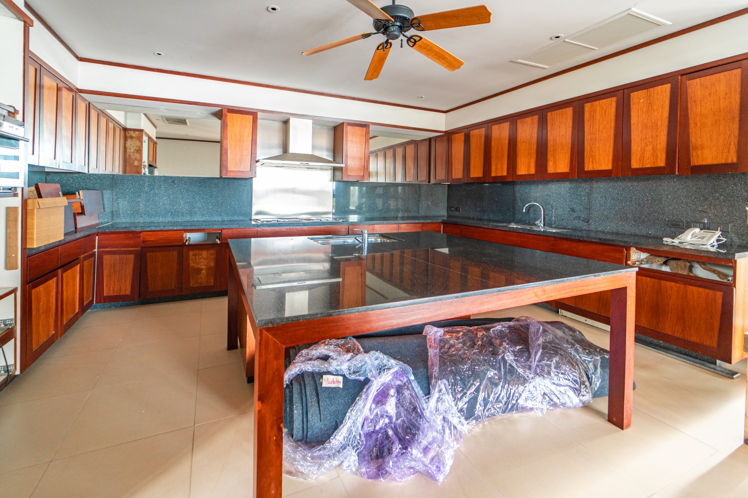 Property image - full photo 7
