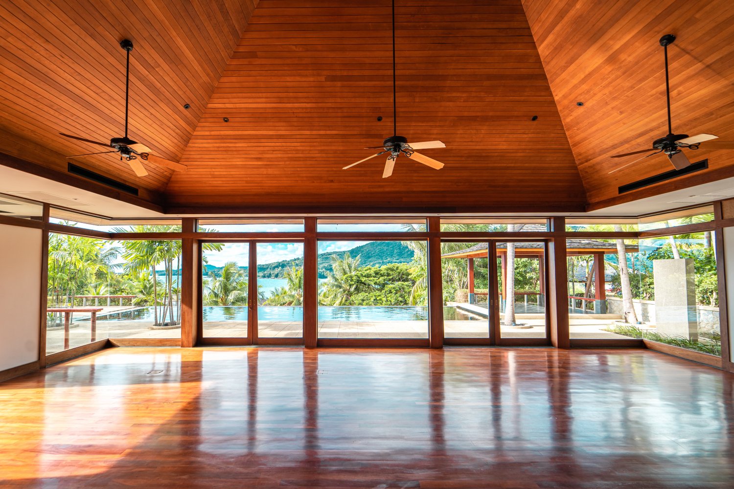 Property image - full photo 6