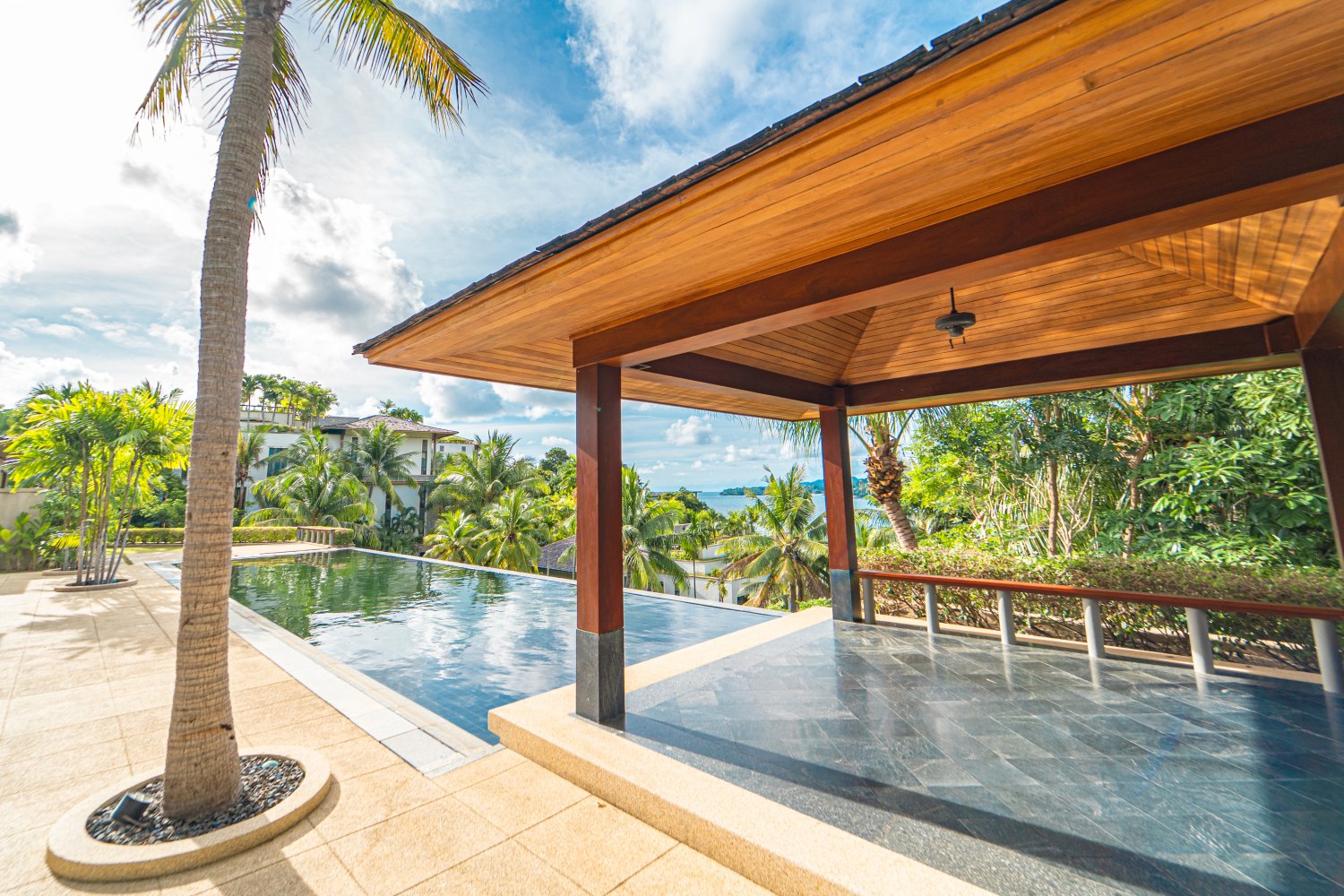 Property image - full photo 11