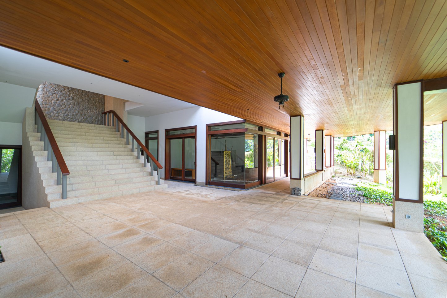 Property image - full photo 17