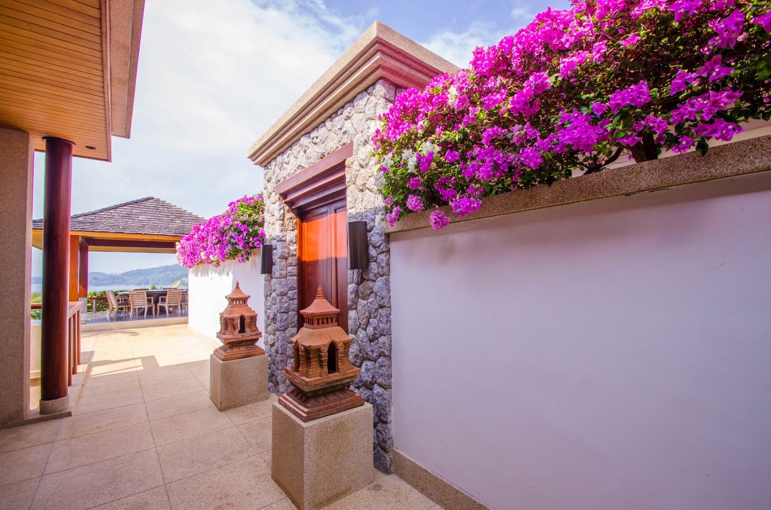 Property image - full photo 16