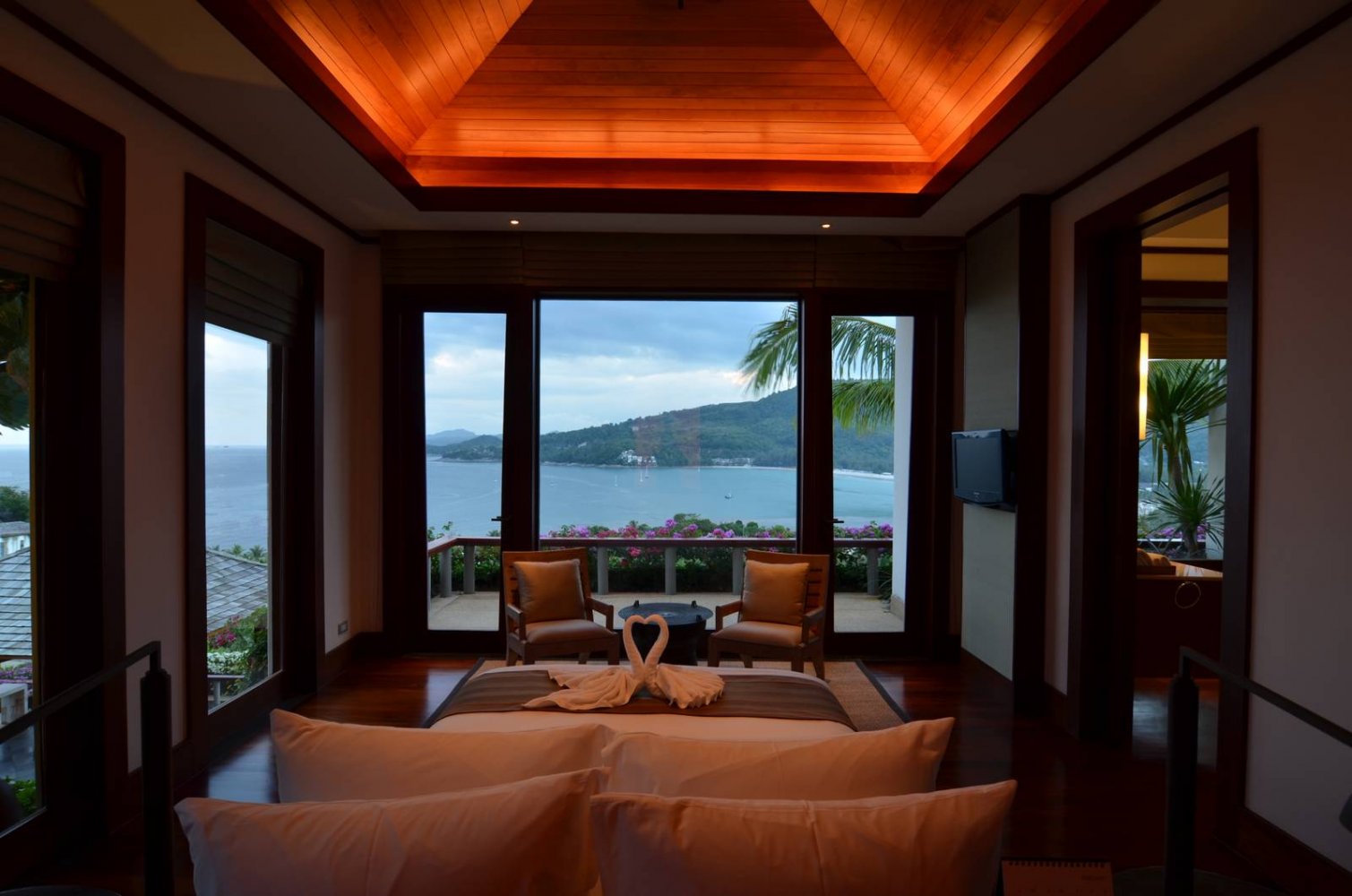 Property image - full photo 13