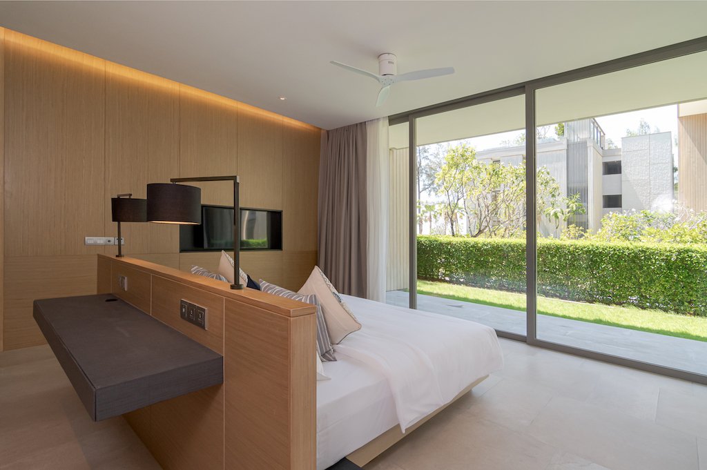 Property image - full photo 11