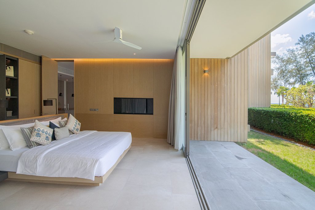 Property image - full photo 10