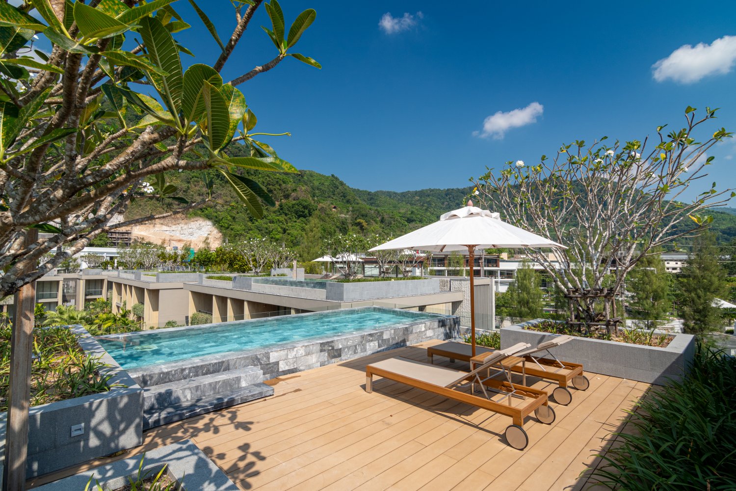 Property image - full photo 7