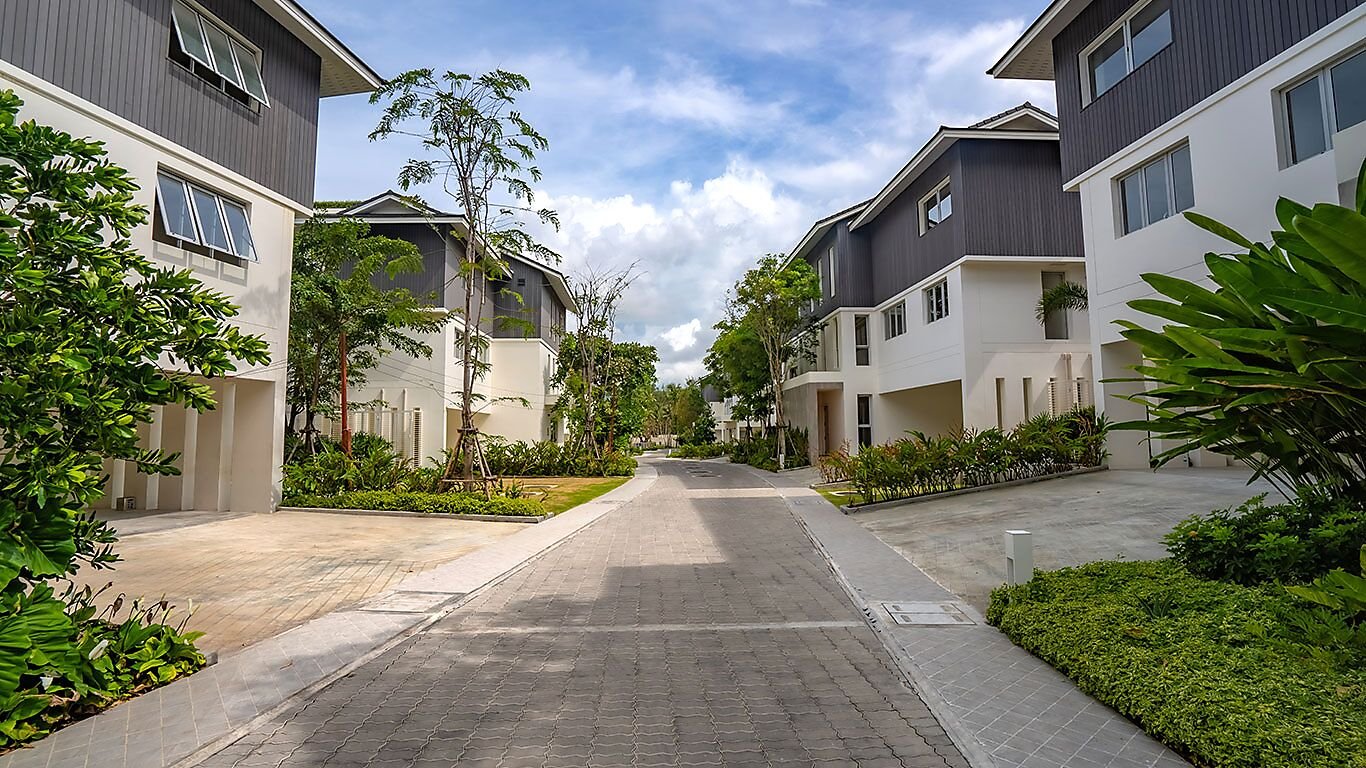 Property image - full photo 6