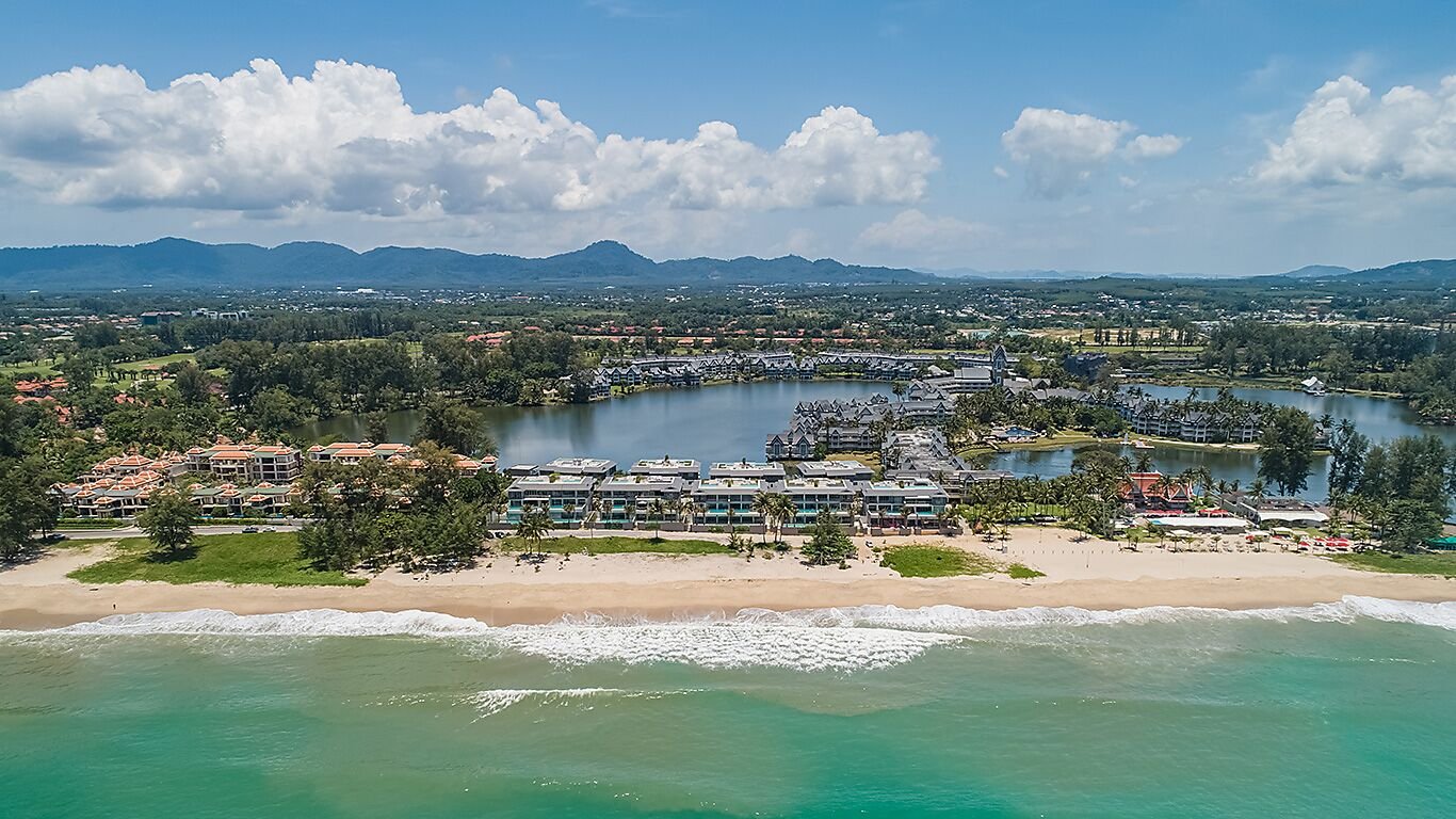 Property image - full photo 2