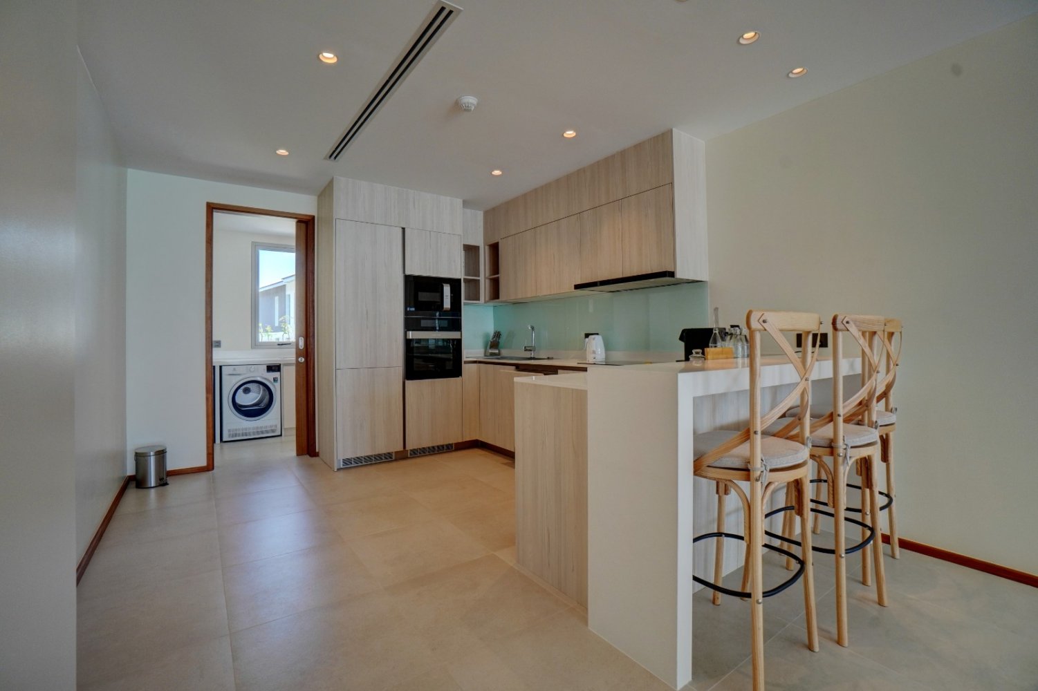 Property image - full photo 11