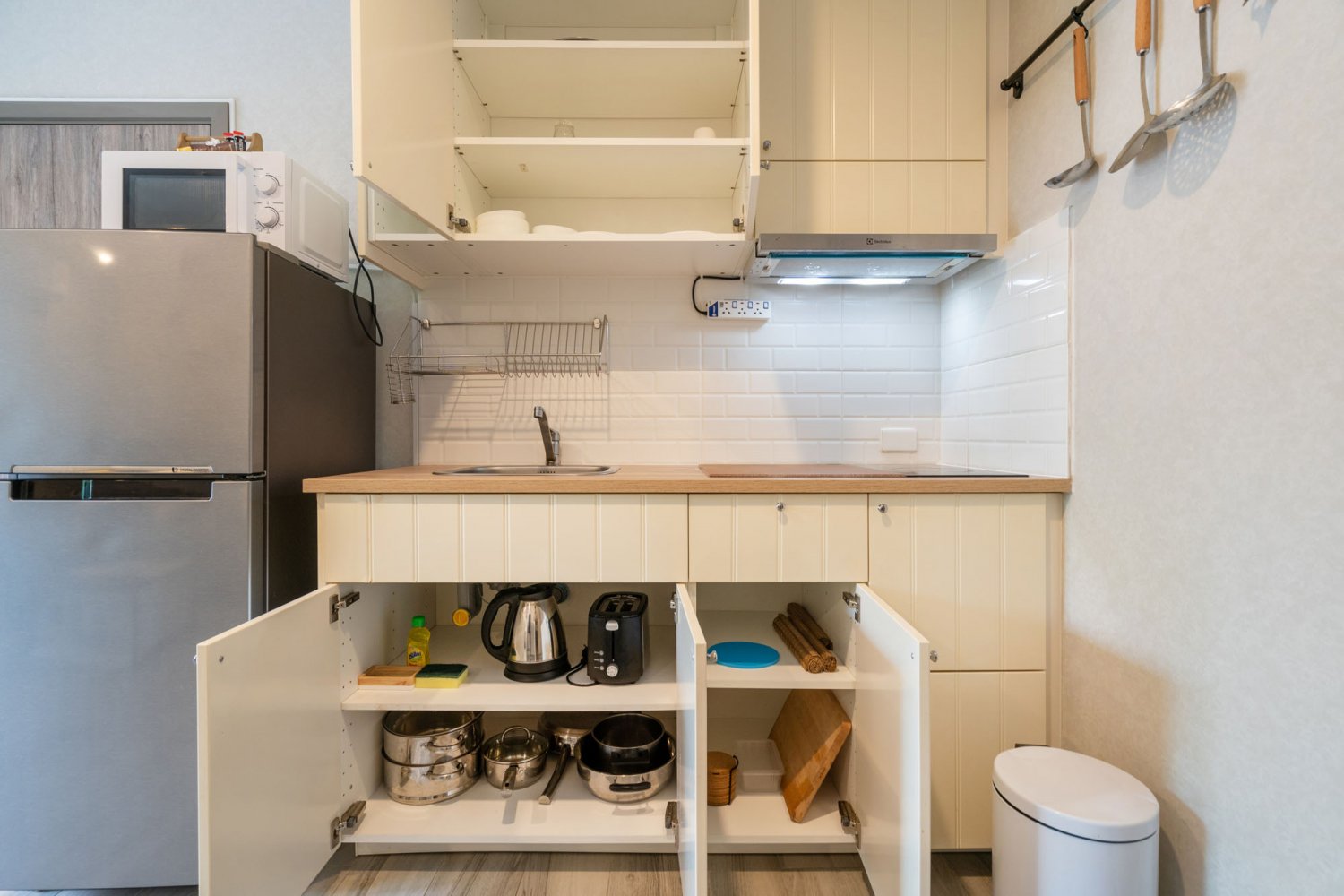 Property image - full photo 7