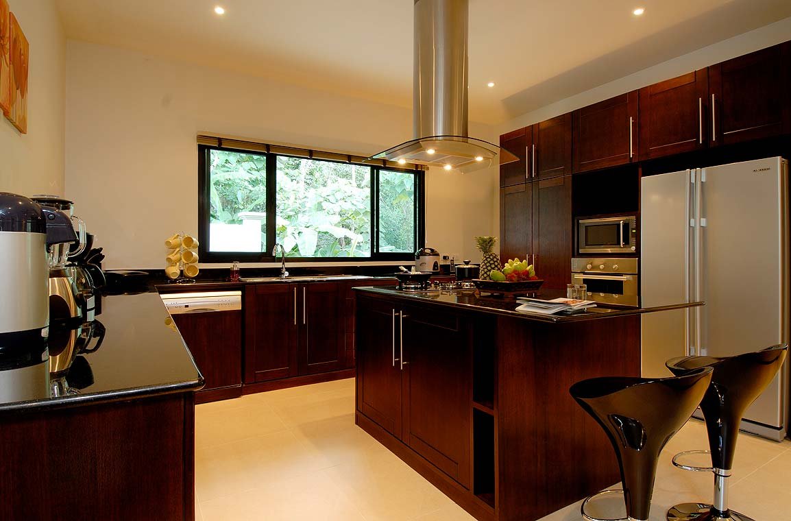 Property image - full photo 18