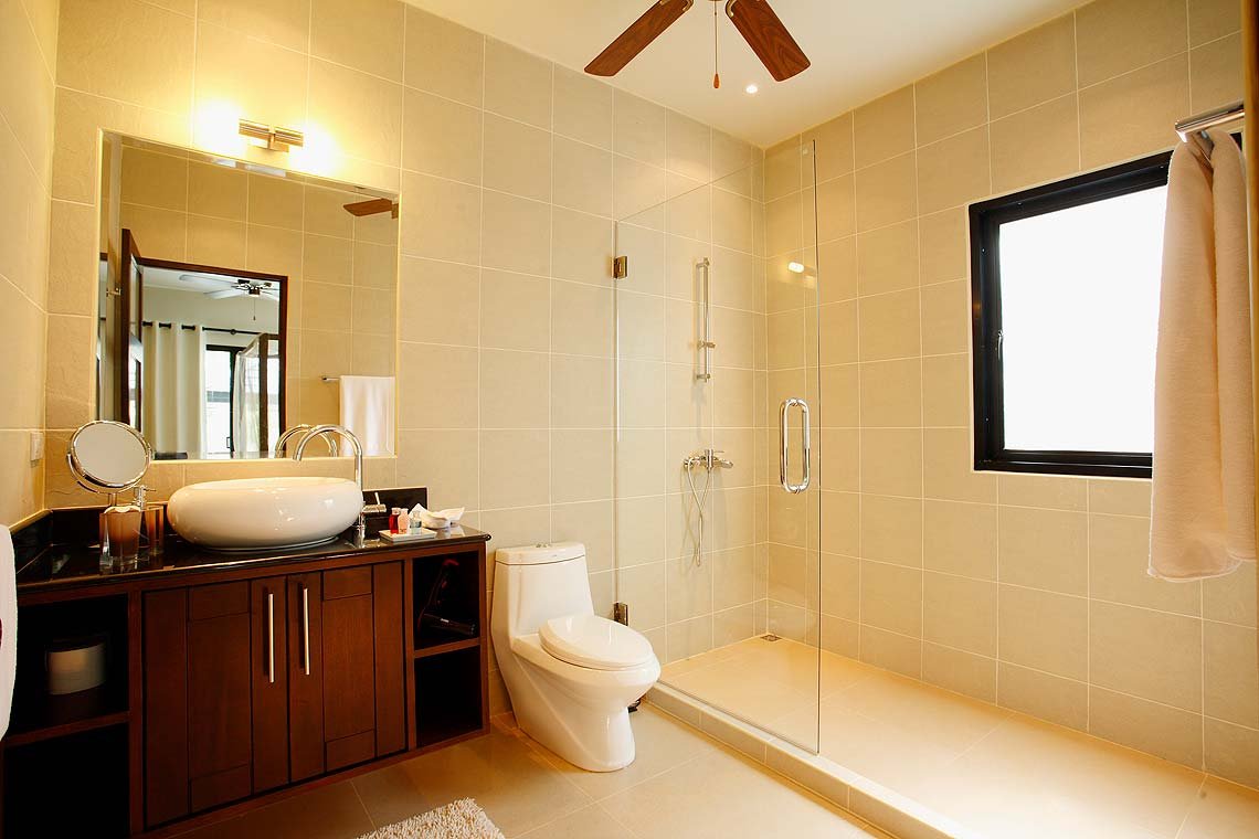 Property image - full photo 30