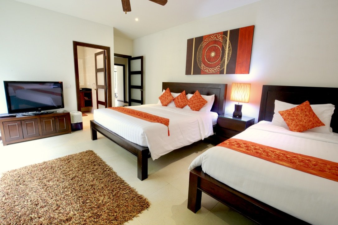 Property image - full photo 3