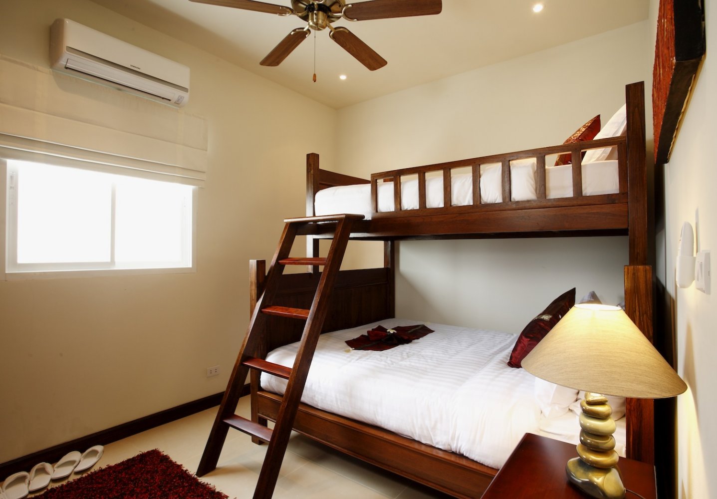 Property image - full photo 30