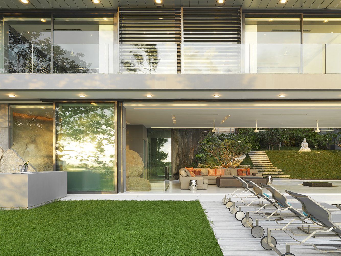 Property image - full photo 29