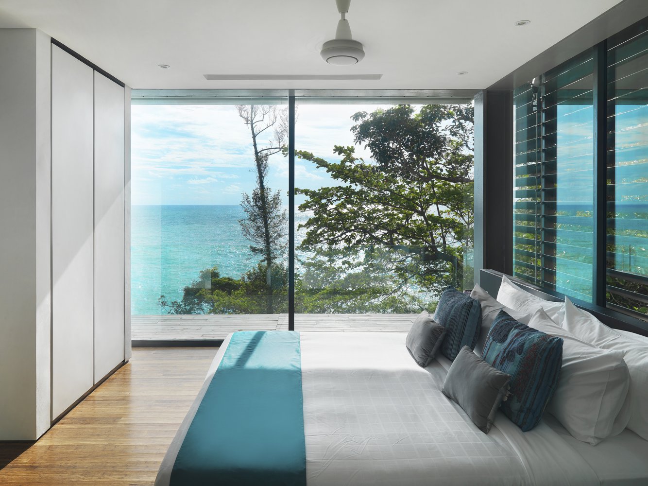 Property image - full photo 43