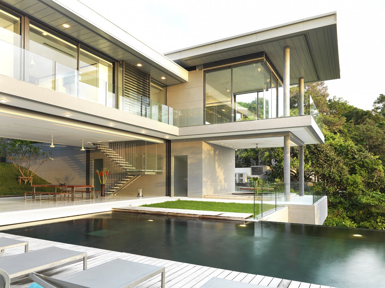 Property image - full photo 5