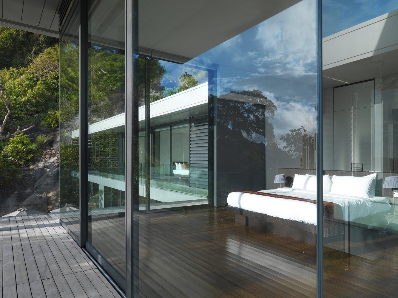 Property image - full photo 39