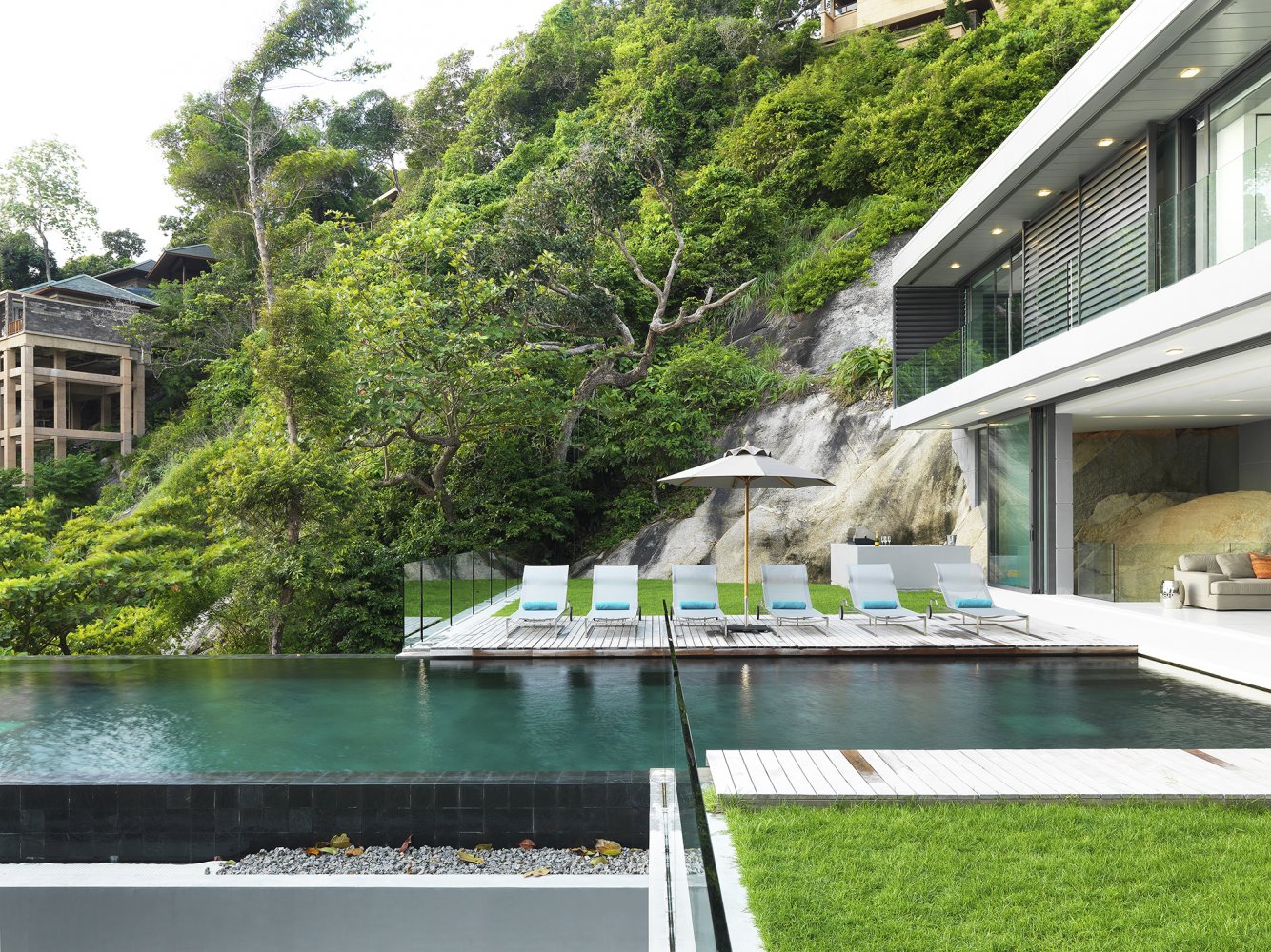 Property image - full photo 70