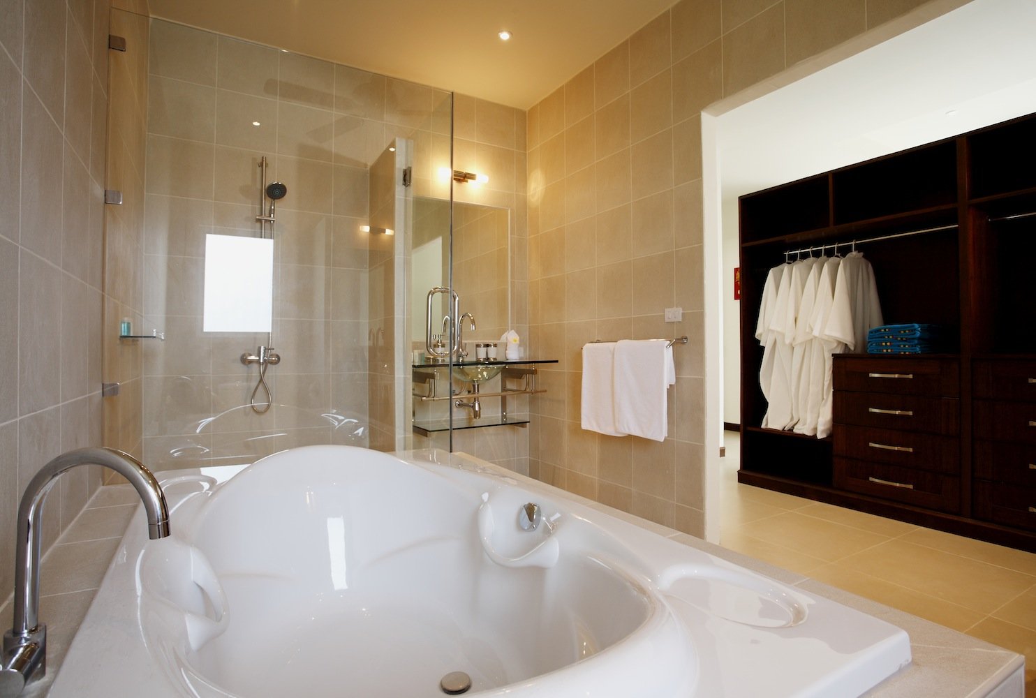 Property image - full photo 59