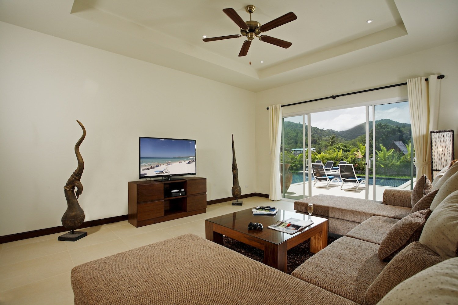 Property image - full photo 34