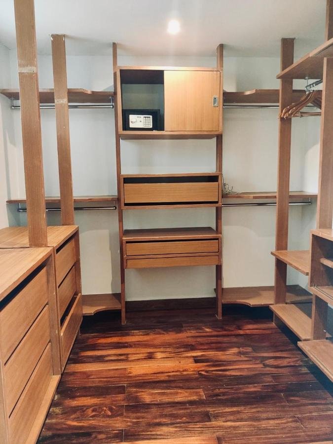 Property image - full photo 6